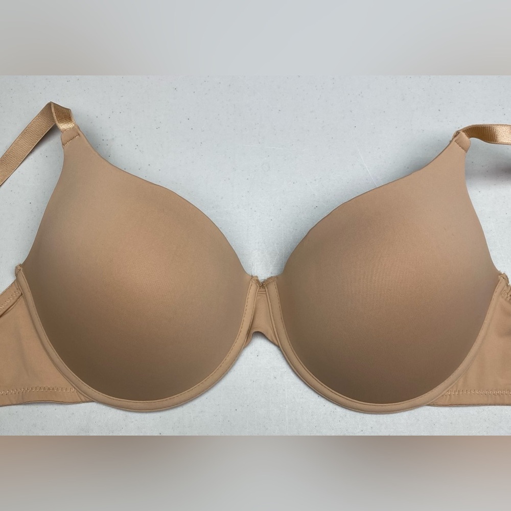 No Boundaries TAN Push-up T-Shirt, 38D *P1040